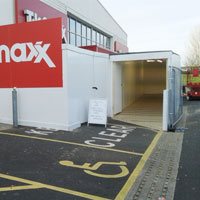 Specialised hoarding: pedestrian tunnels